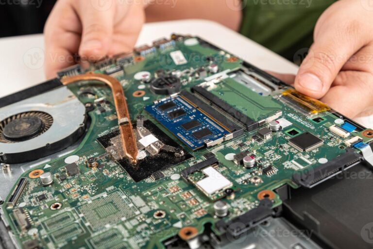 A Complete Guide to Upgrading Your Laptop Motherboard