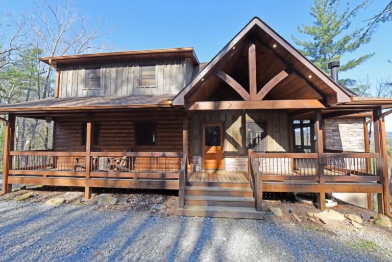 Top Reasons Couples Mountain View Cabins for Their Honeymoon