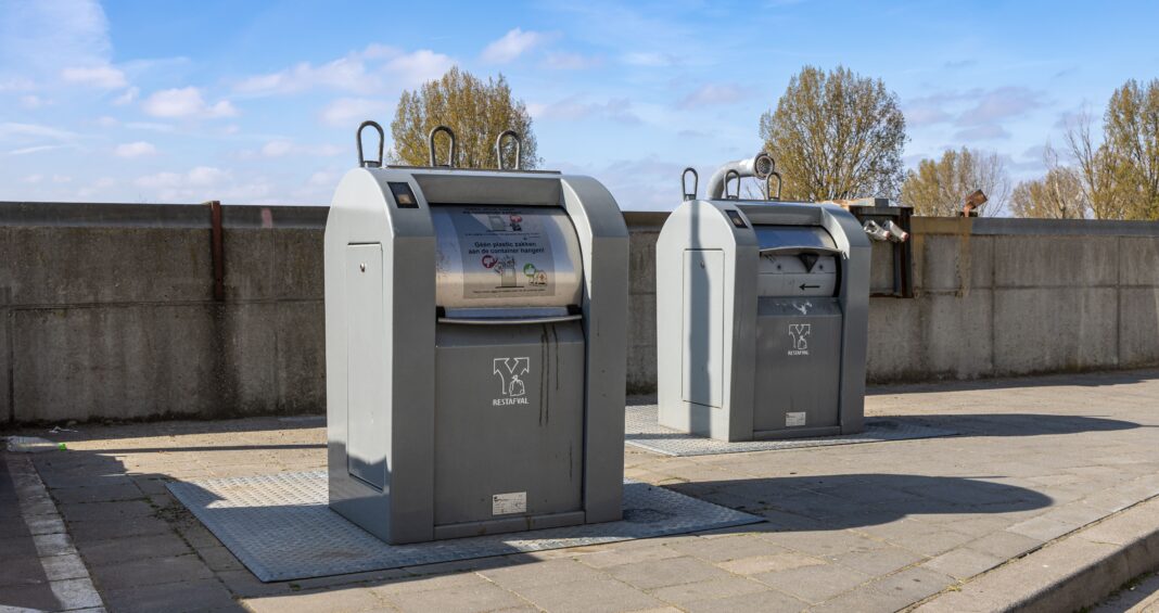 solar compactor