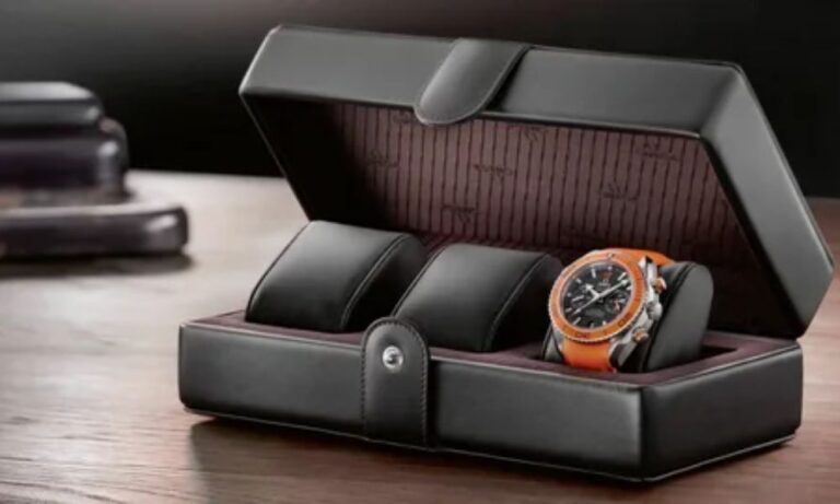 Custom Watch Boxes: Craftsmanship in Canada