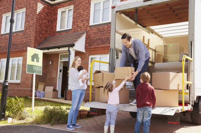 House Movers in UK: Your Trusted Relocation Partner