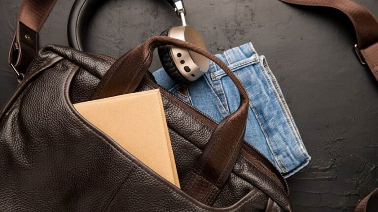 Leather Bags for Men: How to Choose the Perfect One